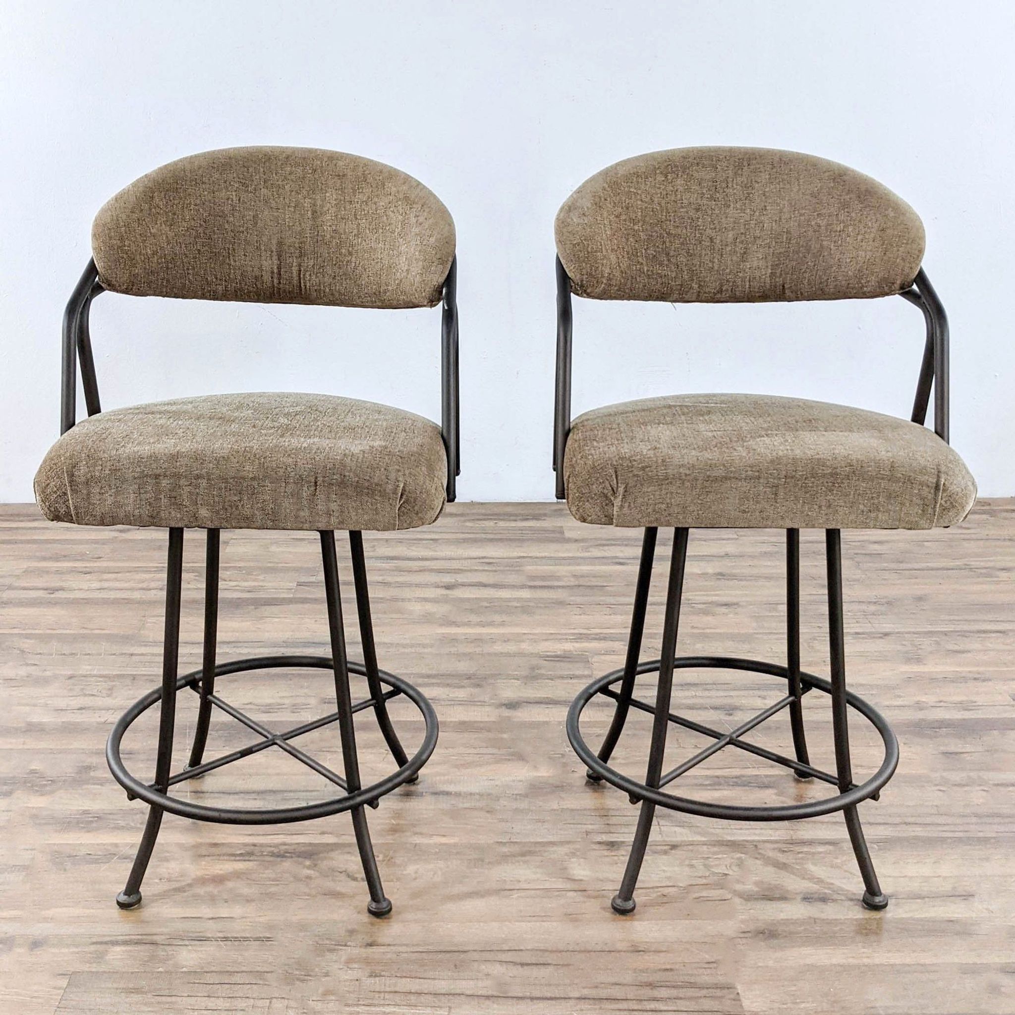Pair of Bar Chairs - image 0