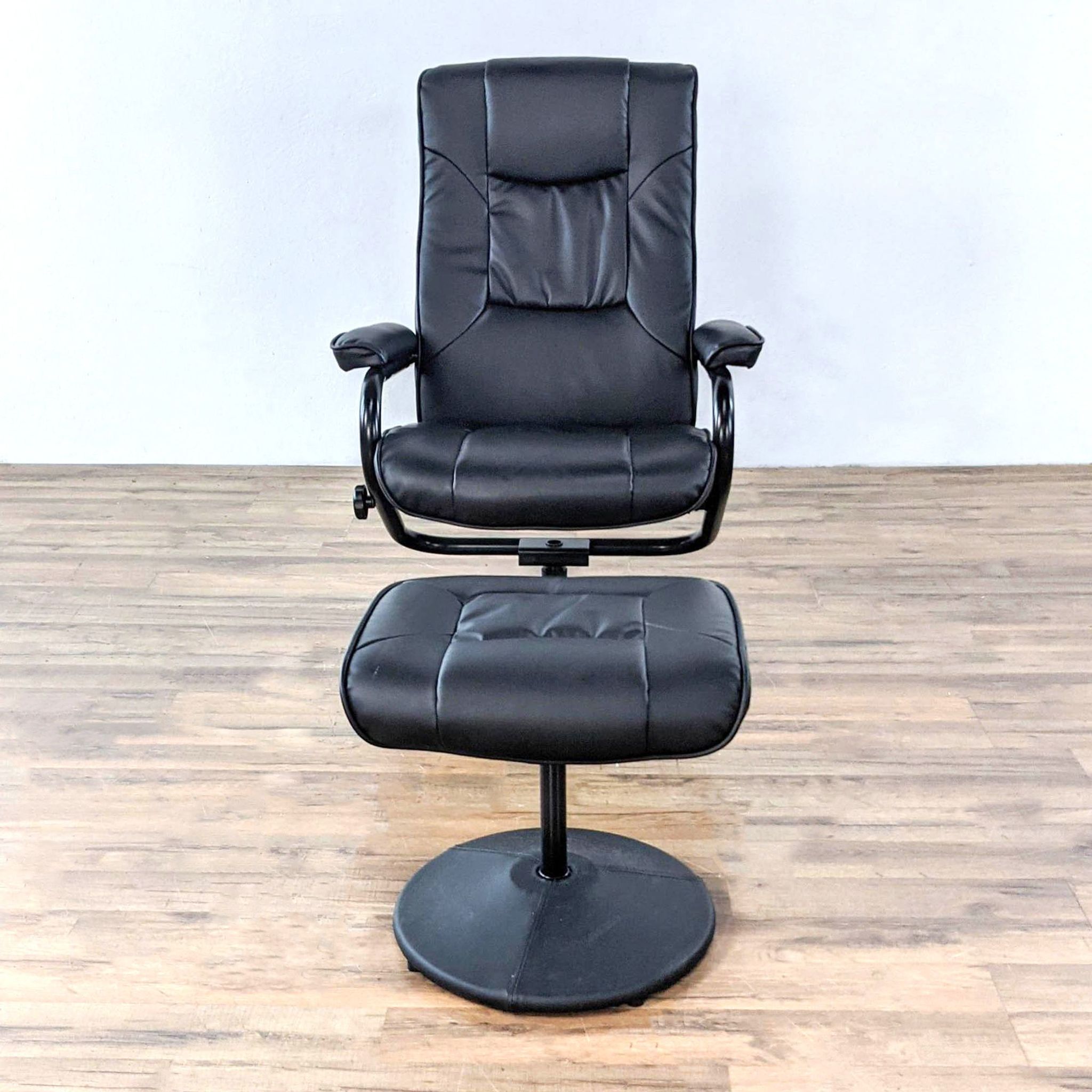 Charlton Home Manual Swivel Standard Recliner with Ottoman - image 0