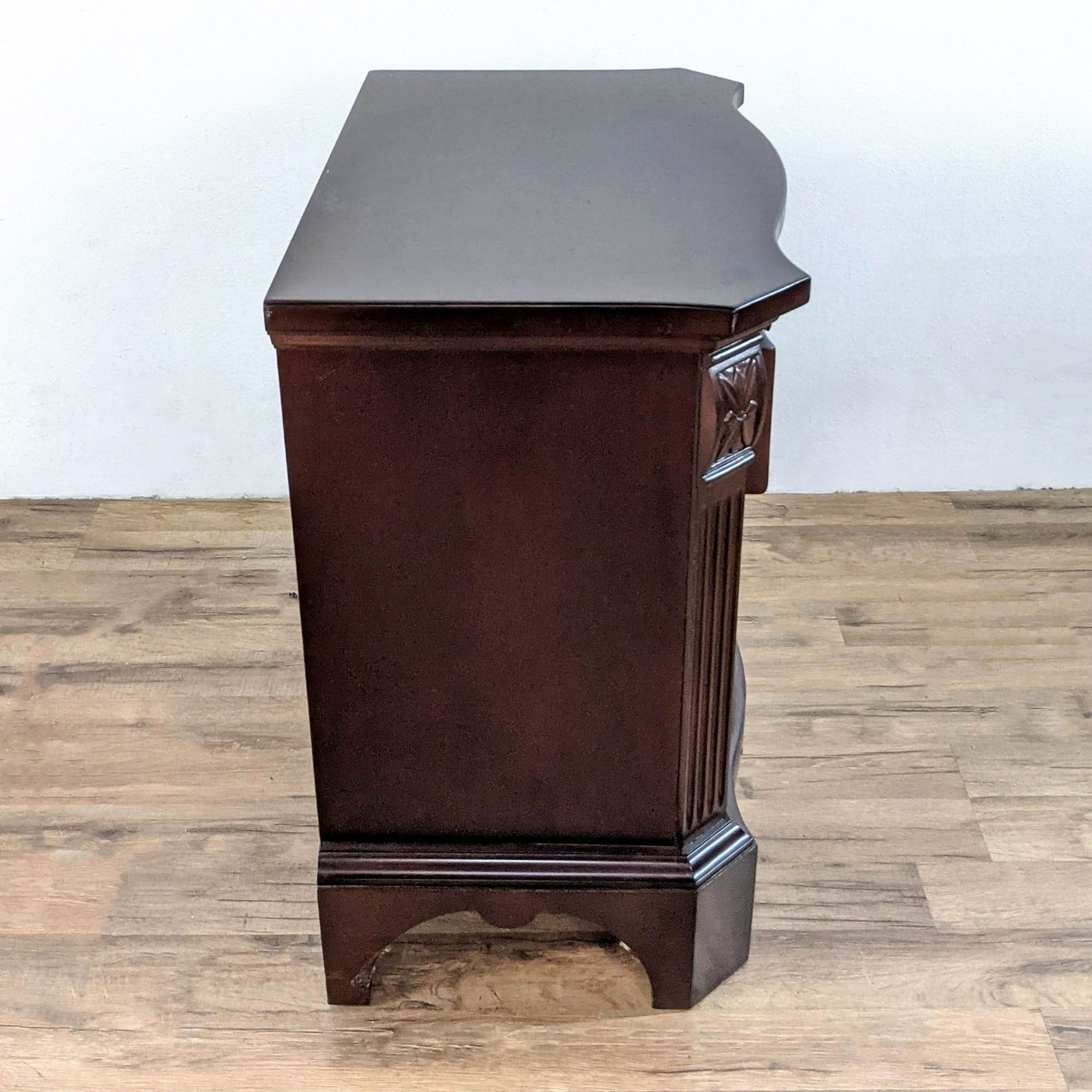Pair of Samson International Wilshire Nightstands Kashew