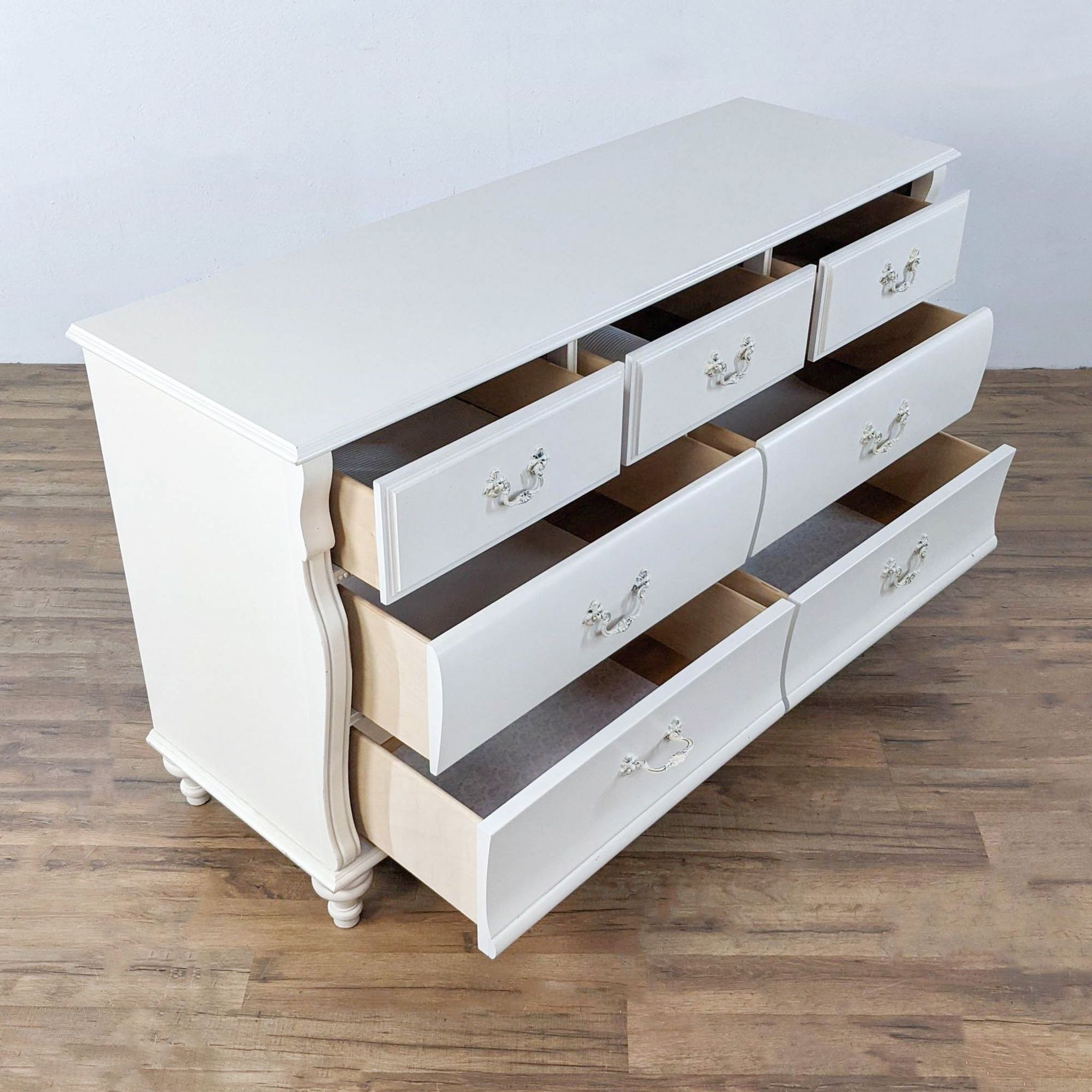 Stanley Seven-Drawer Dresser | Kashew